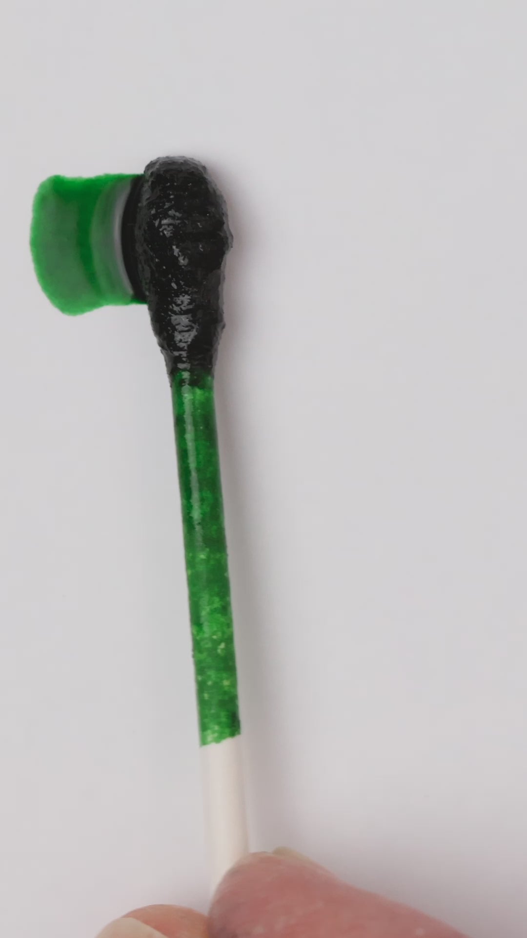 Bonsai ink swatch with medium green color.